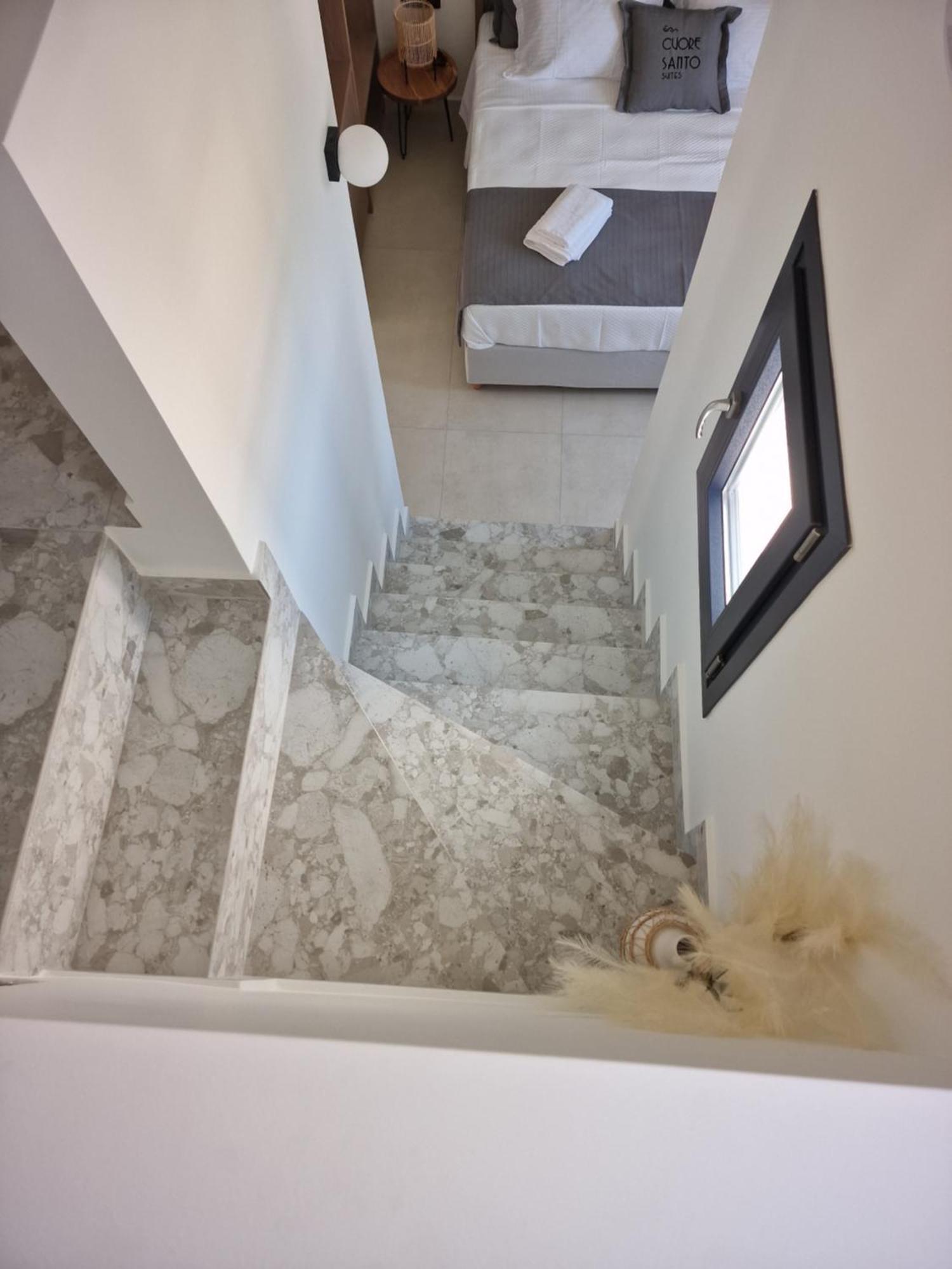 Cuore Santo Suites Фіра Екстер'єр фото