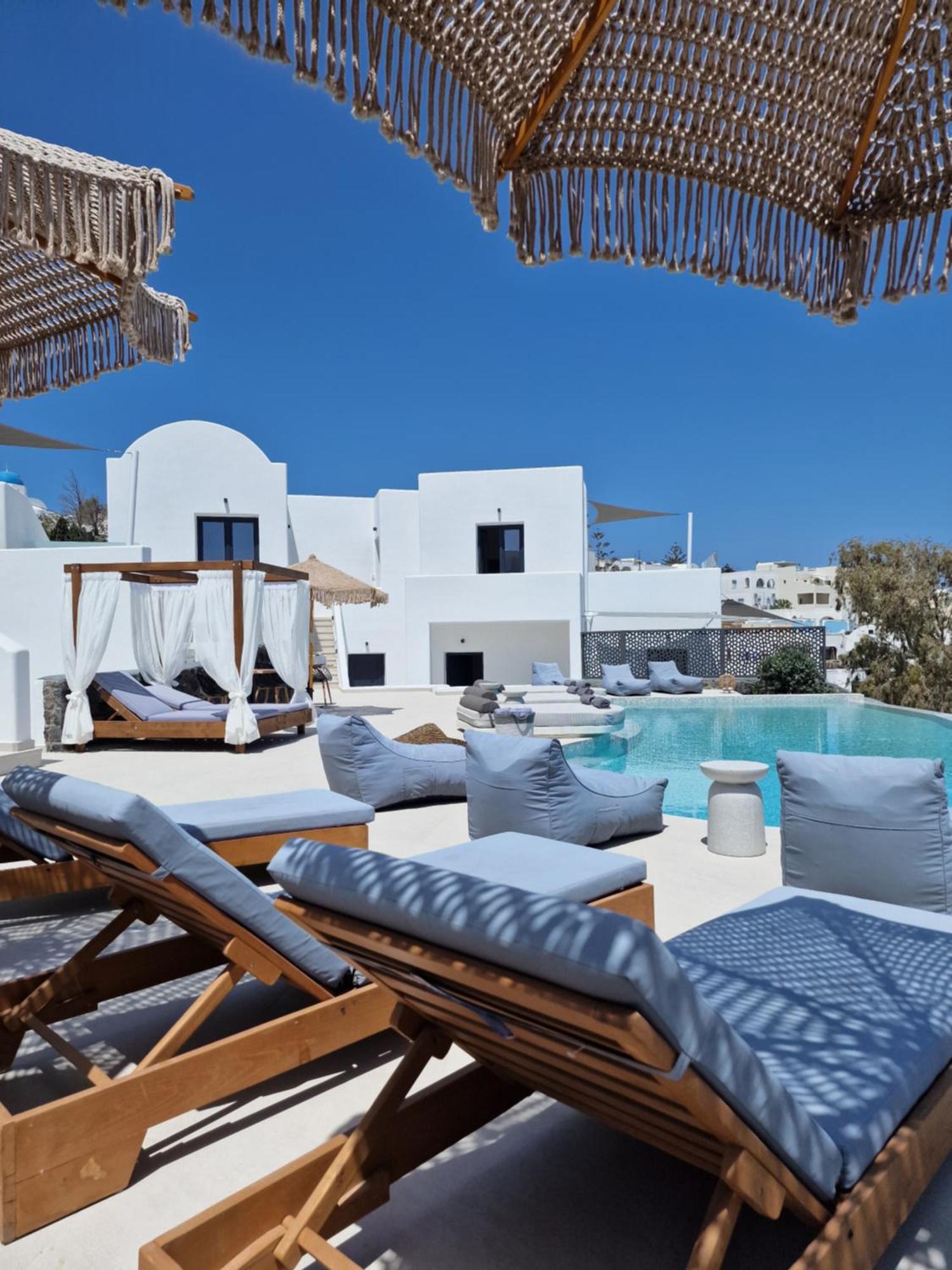 Cuore Santo Suites Фіра Екстер'єр фото