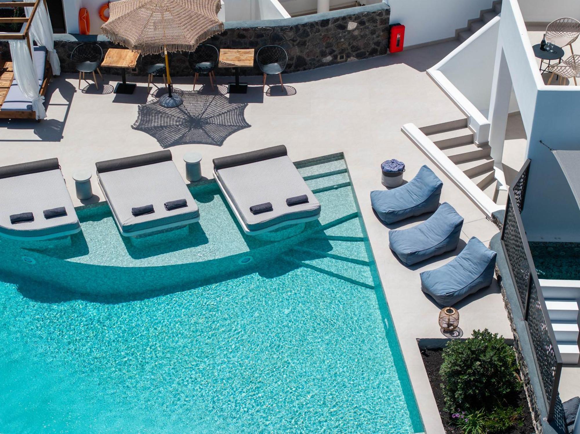 Cuore Santo Suites Фіра Екстер'єр фото